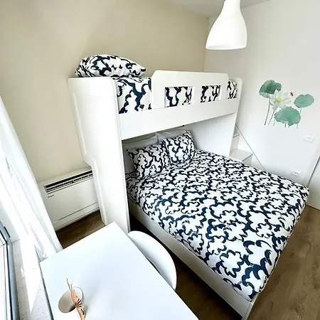 Apartment New, Modern & In New Bazaar Tirana